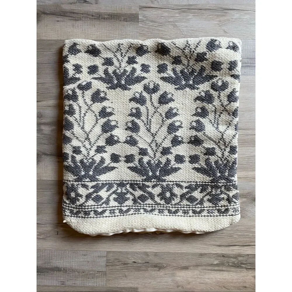 Botanical Design Throw Pillow Cover